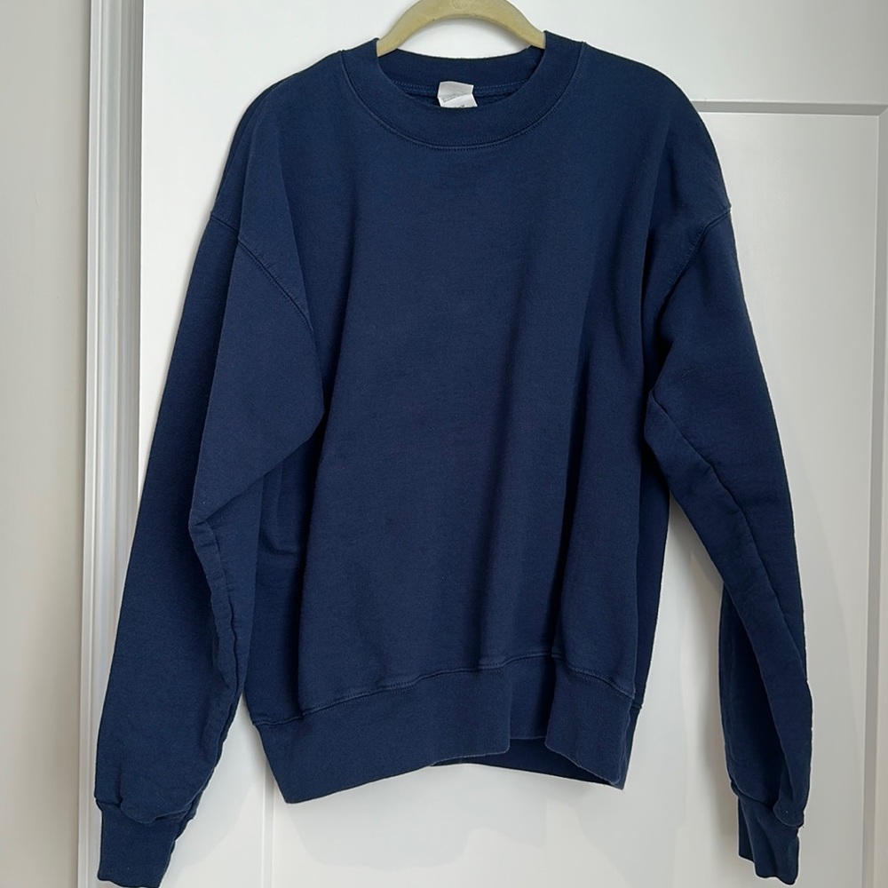 Navy Crewneck. Medium.